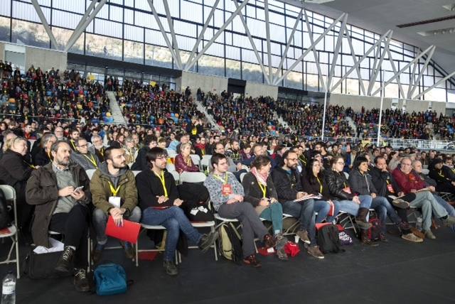 La CUP vota en asamblea si inviste a Artur Mas