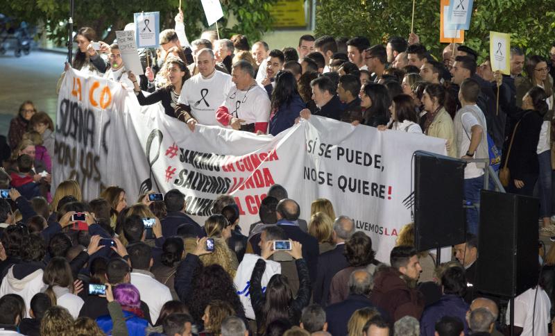 Cientos de personas se concentran en Málaga en apoyo de La Cónsula