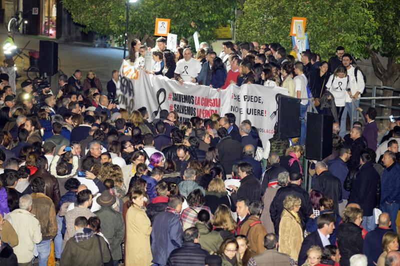 Cientos de personas se concentran en Málaga en apoyo de La Cónsula