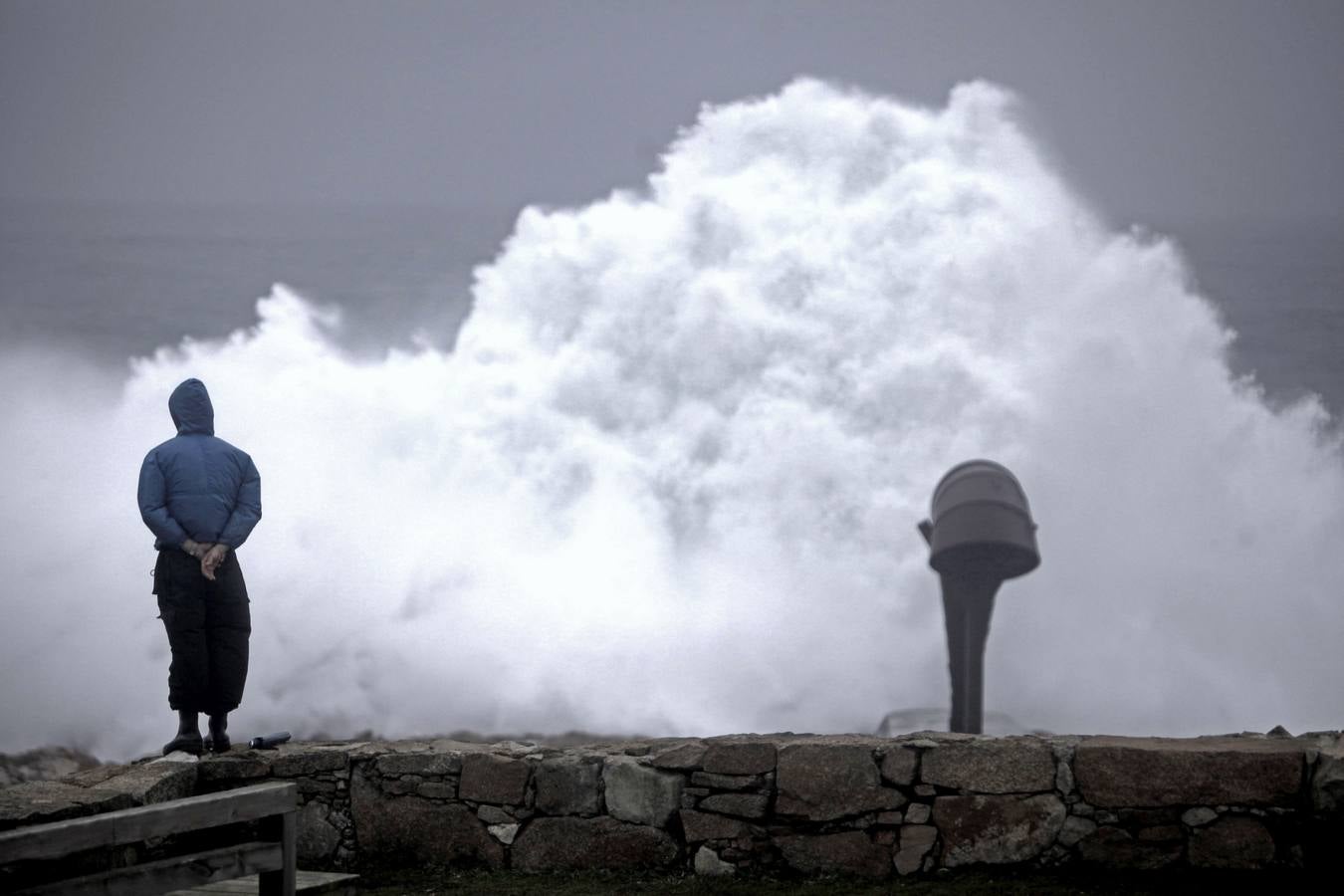 Alerta roja en las costas de A Coruña