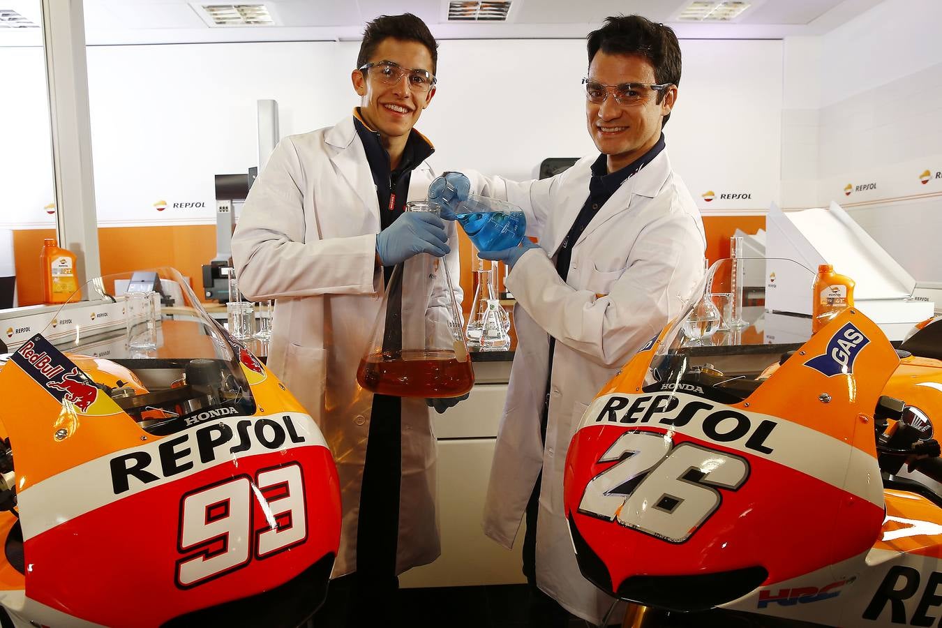 Pedrosa y Márquez, en el laboratorio