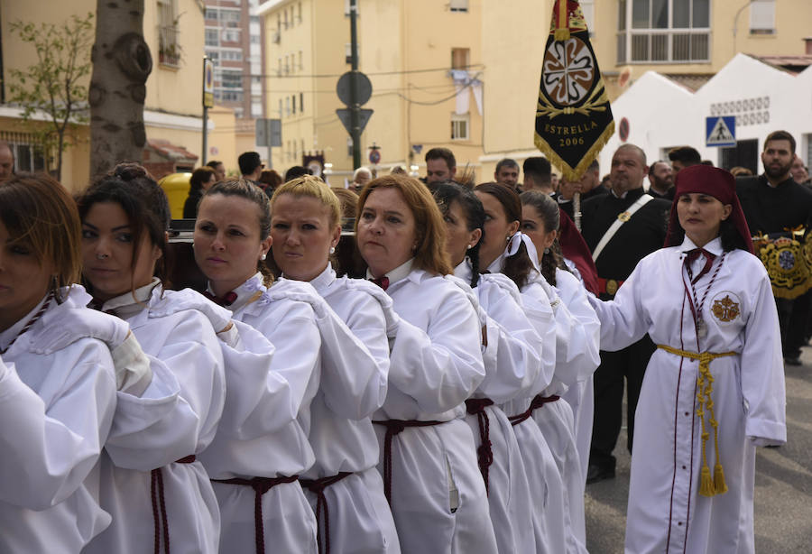 Fotos de los traslados y procesiones del Viernes de Dolores (II)