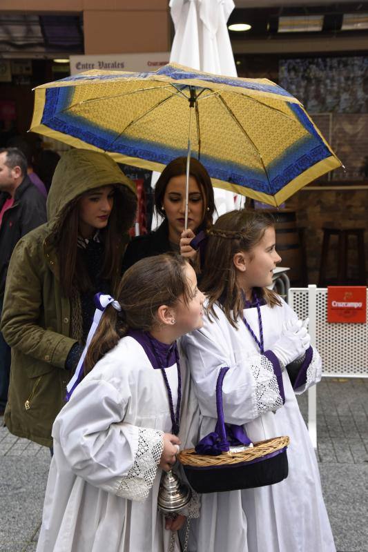 Crucifixión en la Semana Santa de Málaga 2016