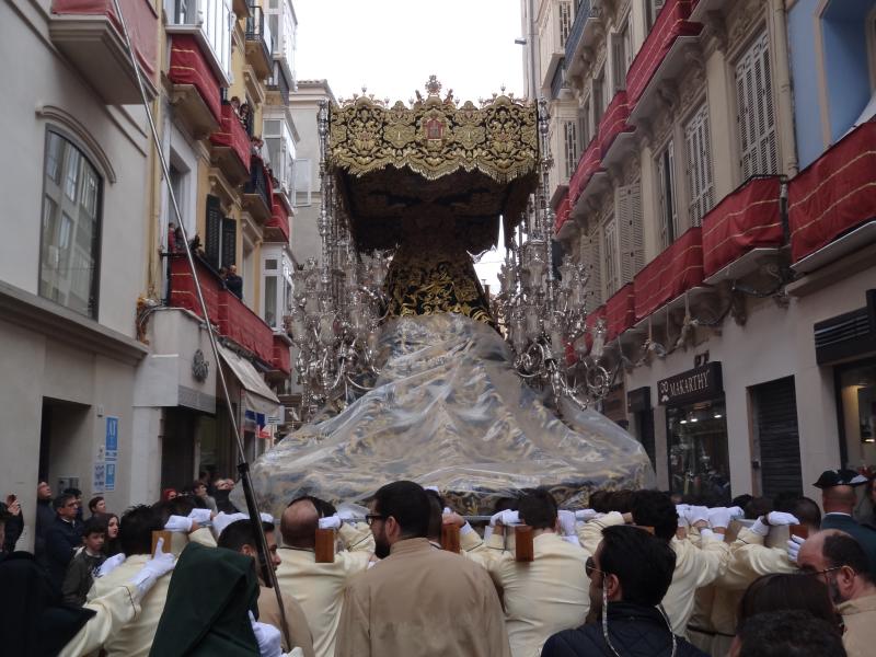 Lágrimas y Favores en la Semana Santa de Málaga 2016