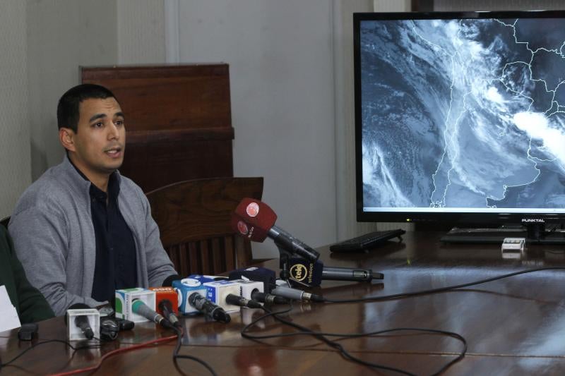 Un tornado siembra el caos en Uruguay