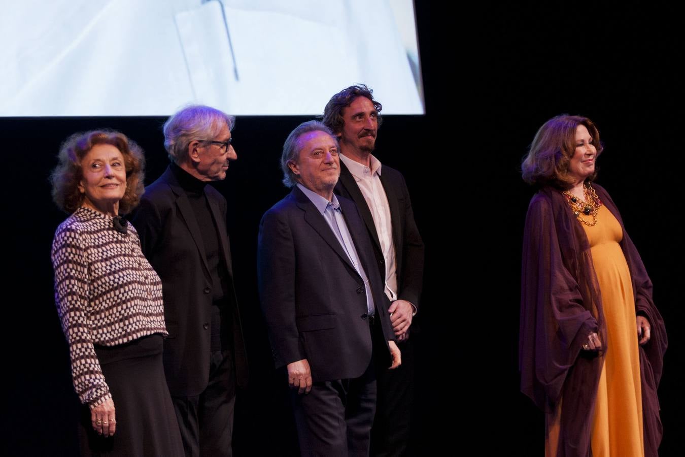 El actor Emilio Gutiérrez caba recibe la Biznaga Ciudad del Paraíso en el Cervantes