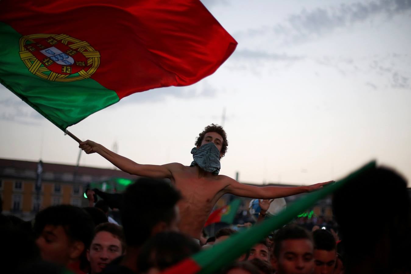 Portugal enloquece con el pase a la final de la Eurocopa