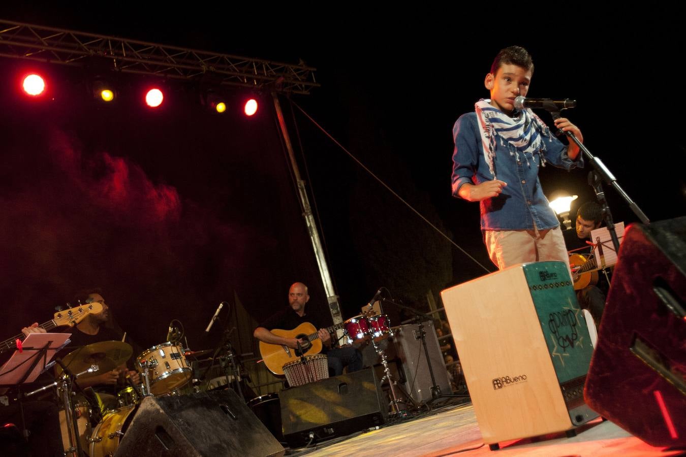 El pequeño Adrián Martín, en concierto en Torre del Mar