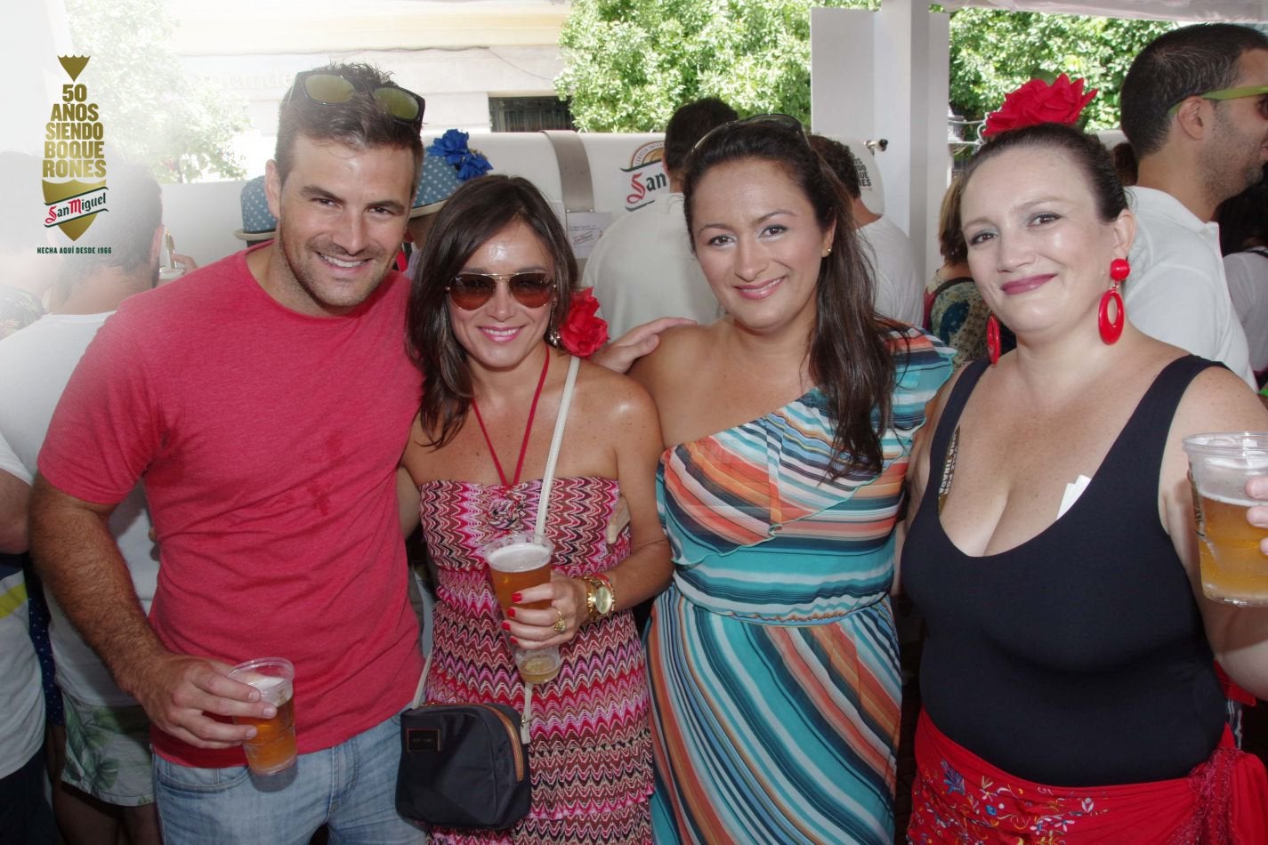 Rafael González, María González, Raquel González y Mercedes González.. 