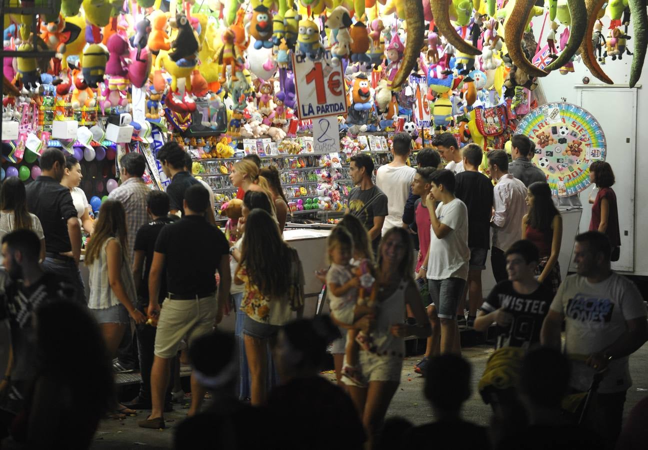 El lunes festivo suma adeptos en el real