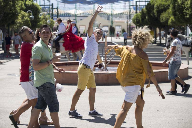 El calor no puede con las ganas de fiesta en el Real el viernes de día