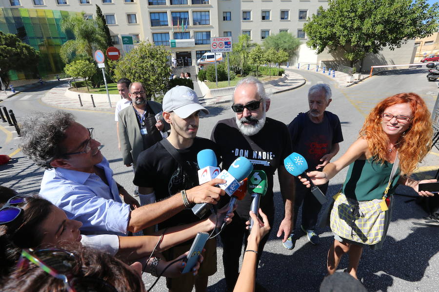 Fotos de la salida del hospital del joven marbellí Pablo Ráez