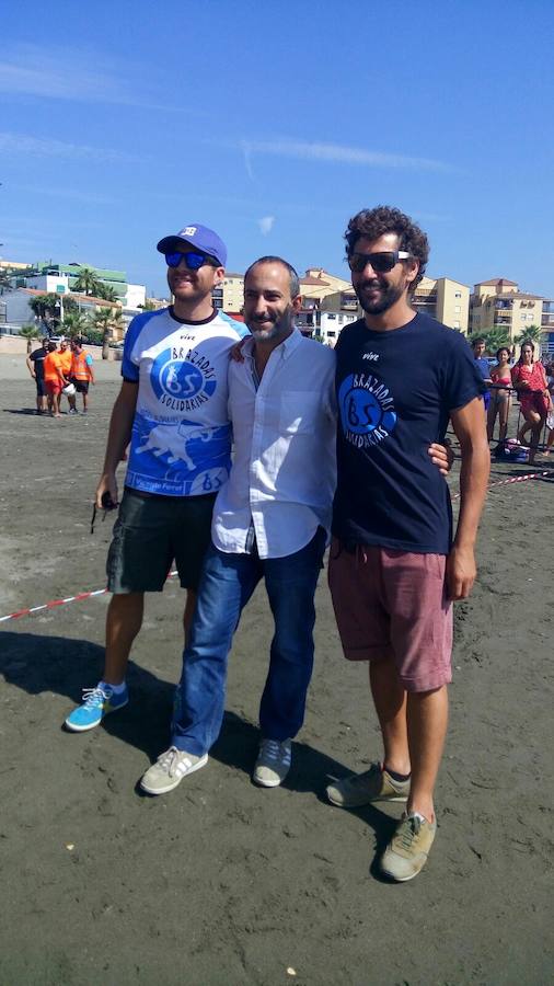 Natación por una buena causa en Rincón de la Victoria