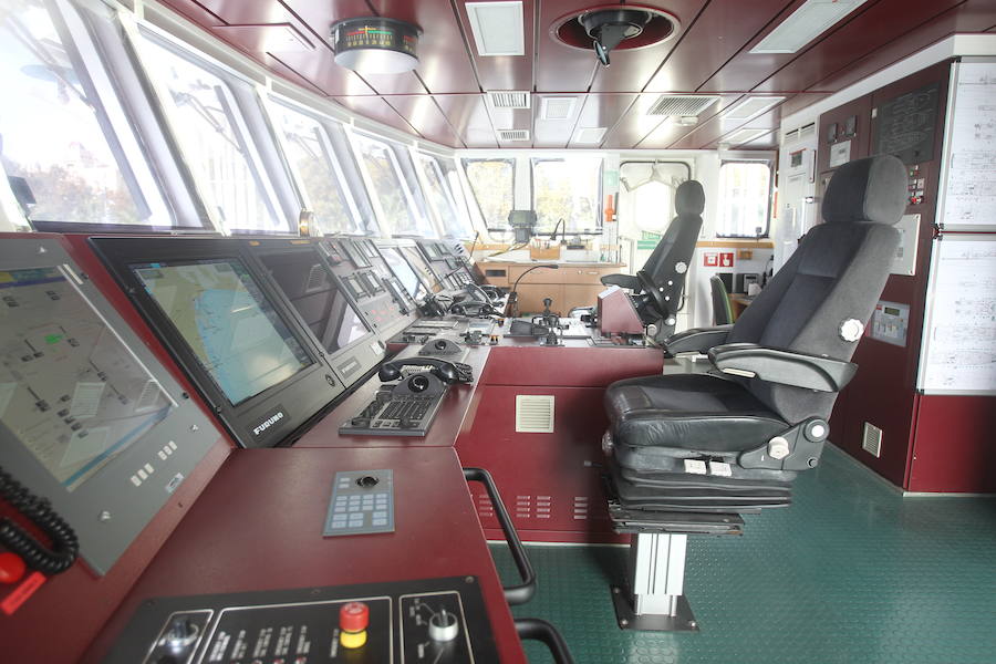 El &#039;Rainbow Warrior&#039;, en imágenes