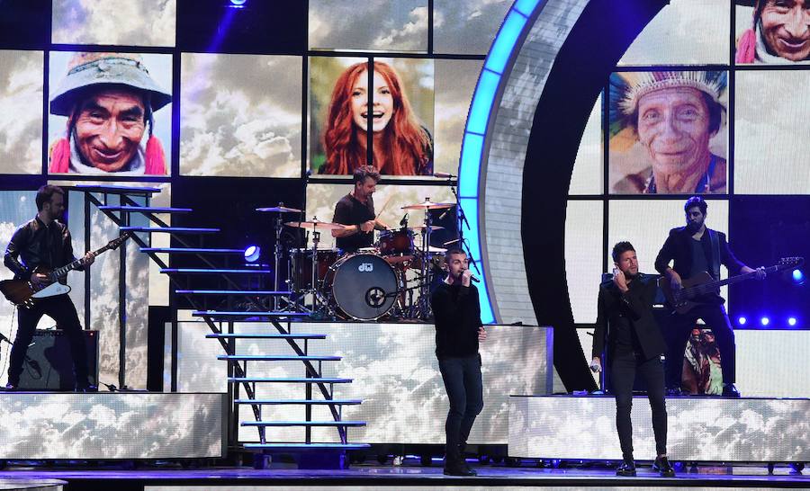 Fotos de Pablo López y Adrián Martín en los Grammy Latino