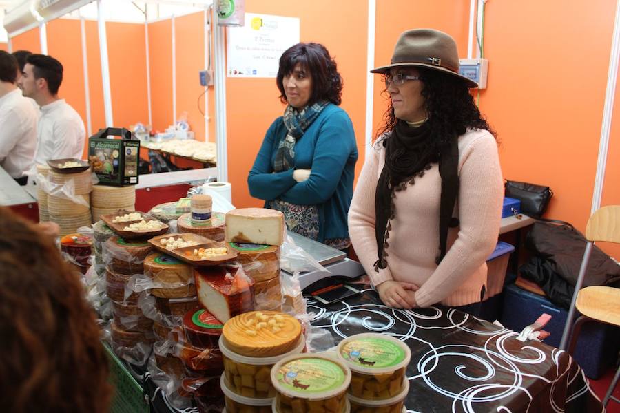 En fotos, la XIV Feria de la Chacina de Benaoján