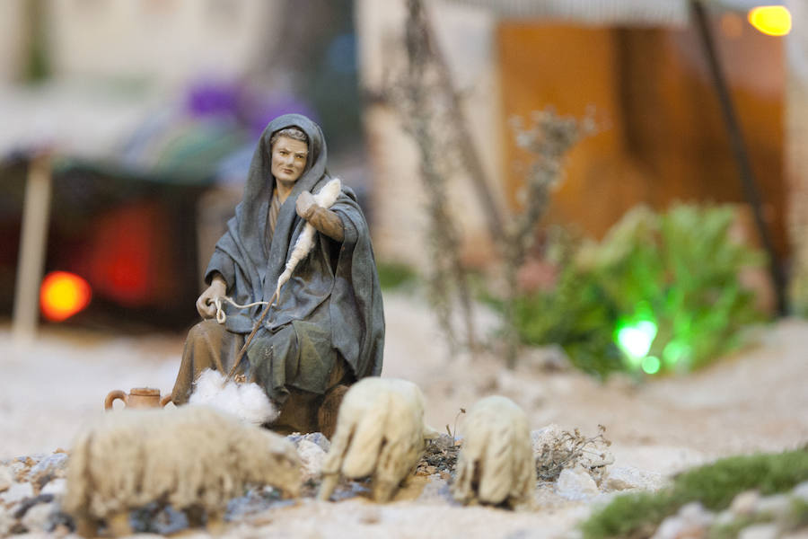 Exposición de belenes de miniatura de la colección de Luis Merino