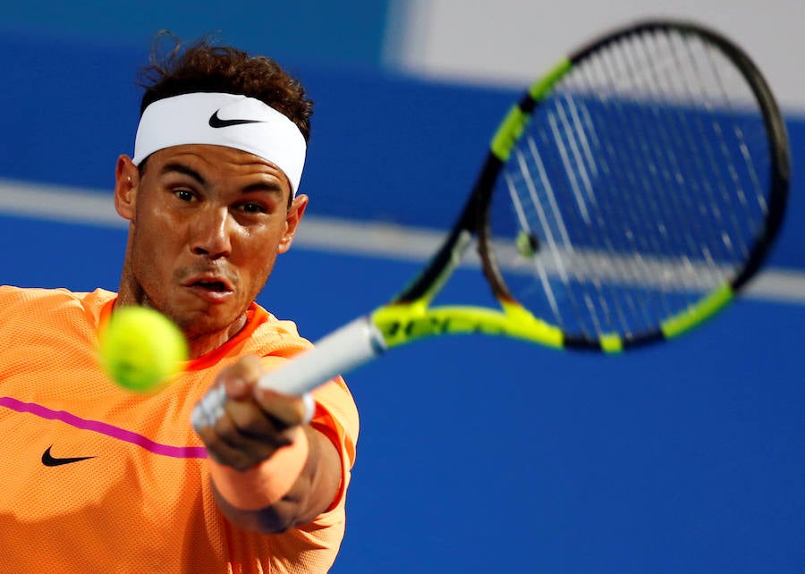 Nadal se impone a Raonic y jugará la final de Abu Dabi ante Goffin