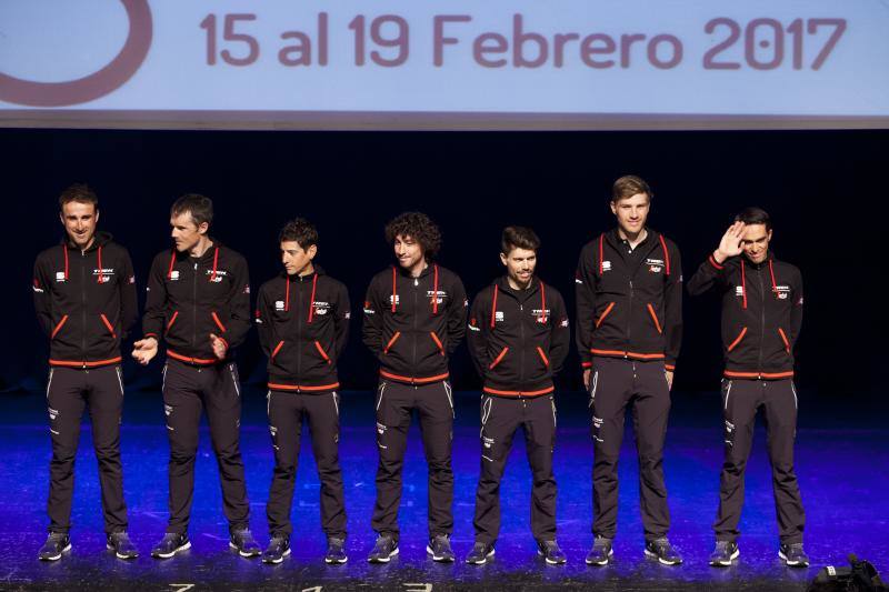 La presentación de la Vuelta Ciclista a Andalucía, en fotos