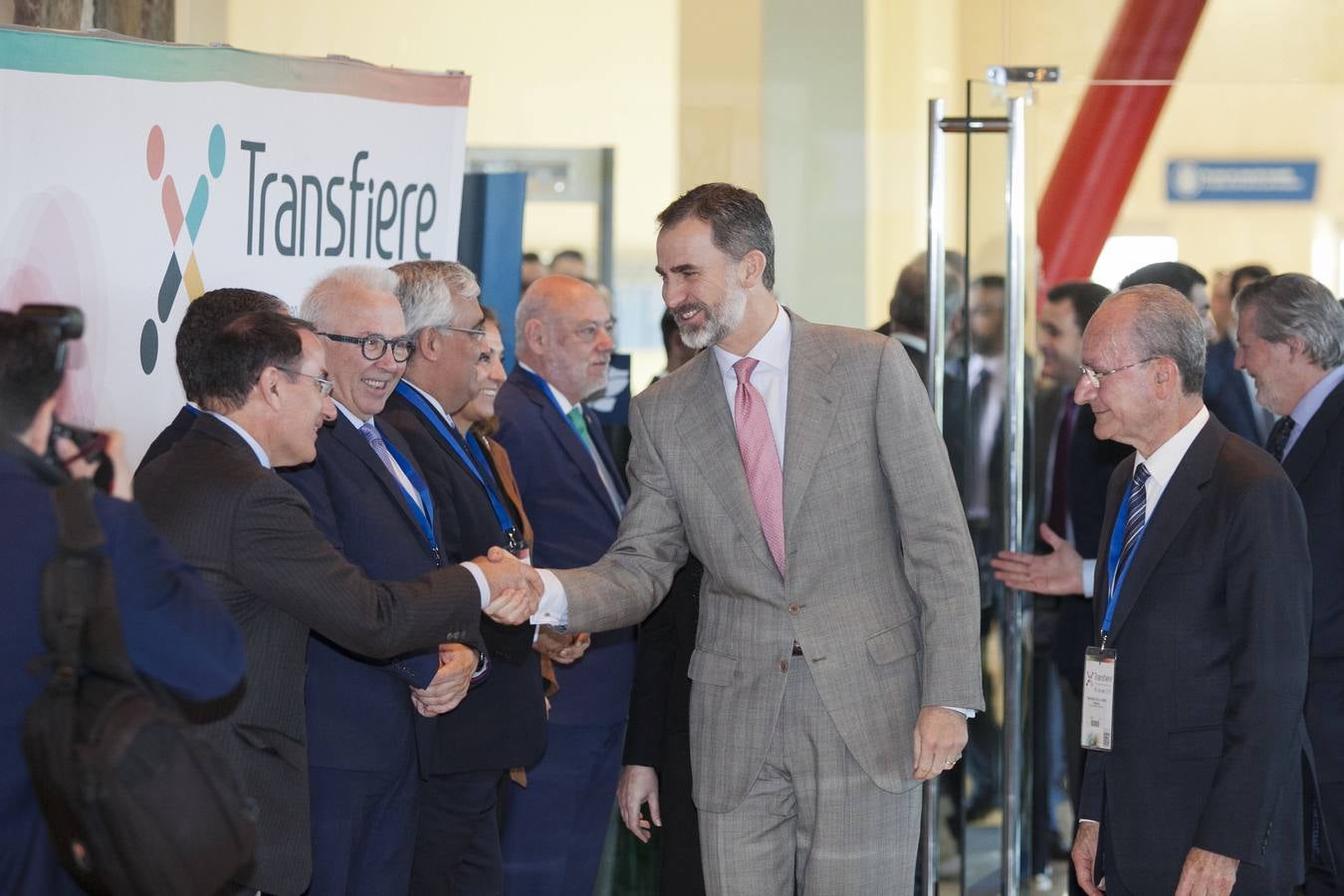 El Rey Felipe VI inaugura el Foro Transfiere