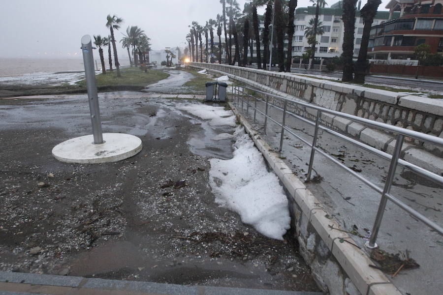 Los efectos de la tromba de lluvia y granizo, en fotos de Fernando González