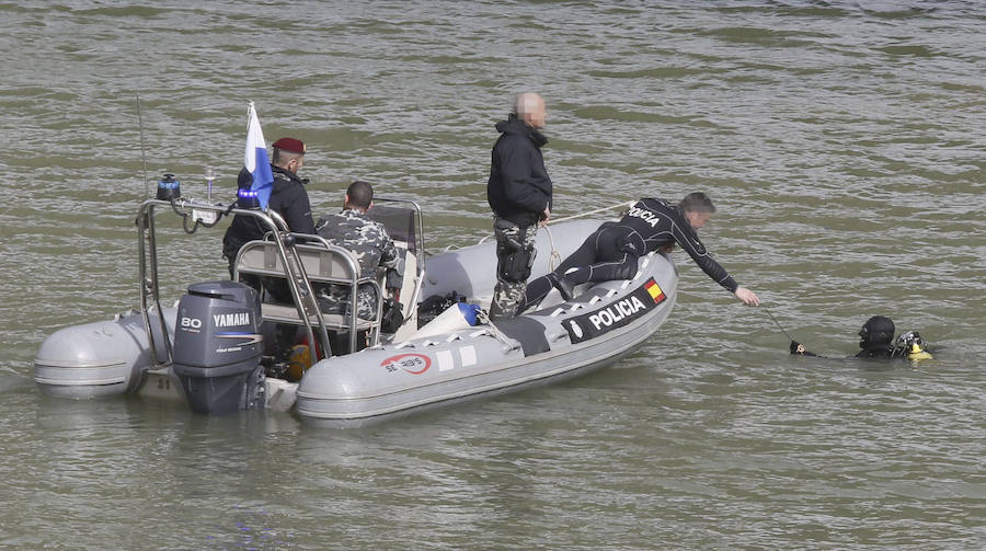 Buscan por segundo día consecutivo el cuerpo de Marta del Castillo en el Guadalquivir