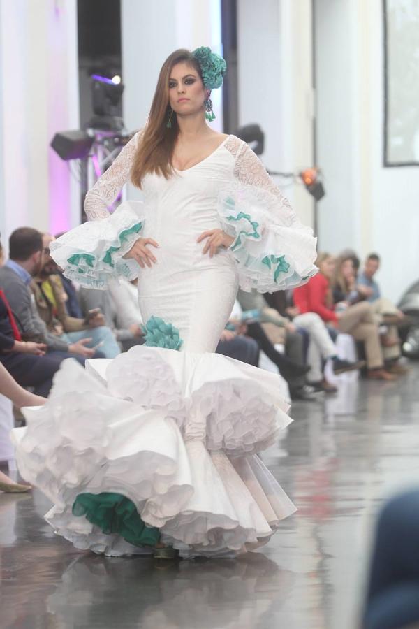 Las mejores fotos del certamen de jóvenes diseñadores de moda flamenca de FIMAF (I)