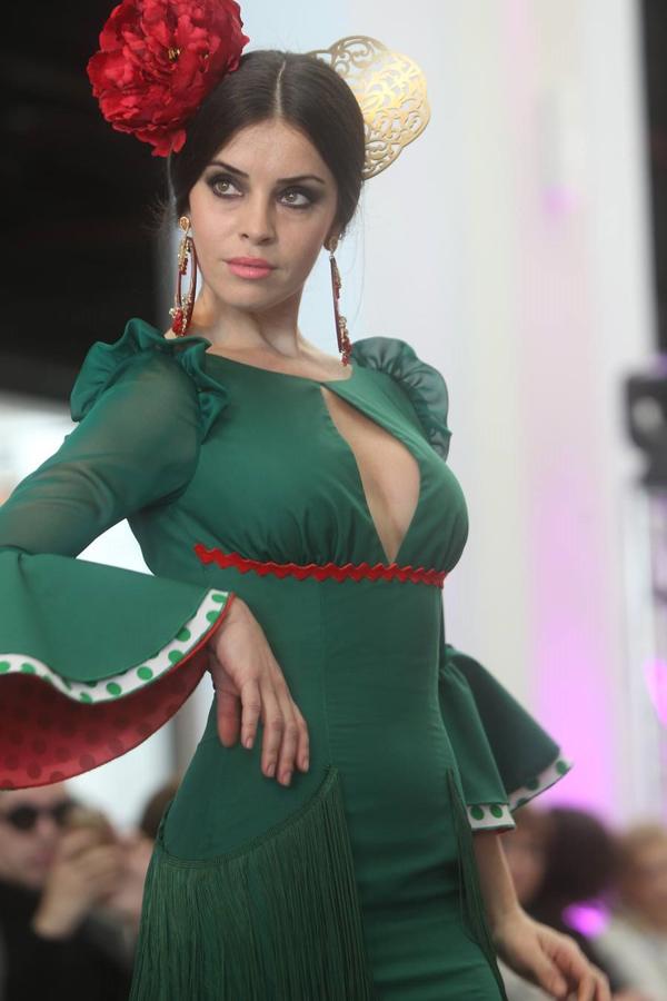 Las mejores fotos del certamen de jóvenes diseñadores de moda flamenca de FIMAF (I)