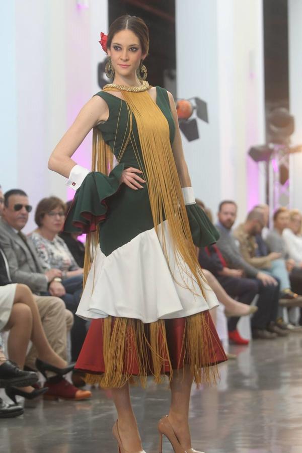 Las mejores fotos del certamen de jóvenes diseñadores de moda flamenca de FIMAF (I)
