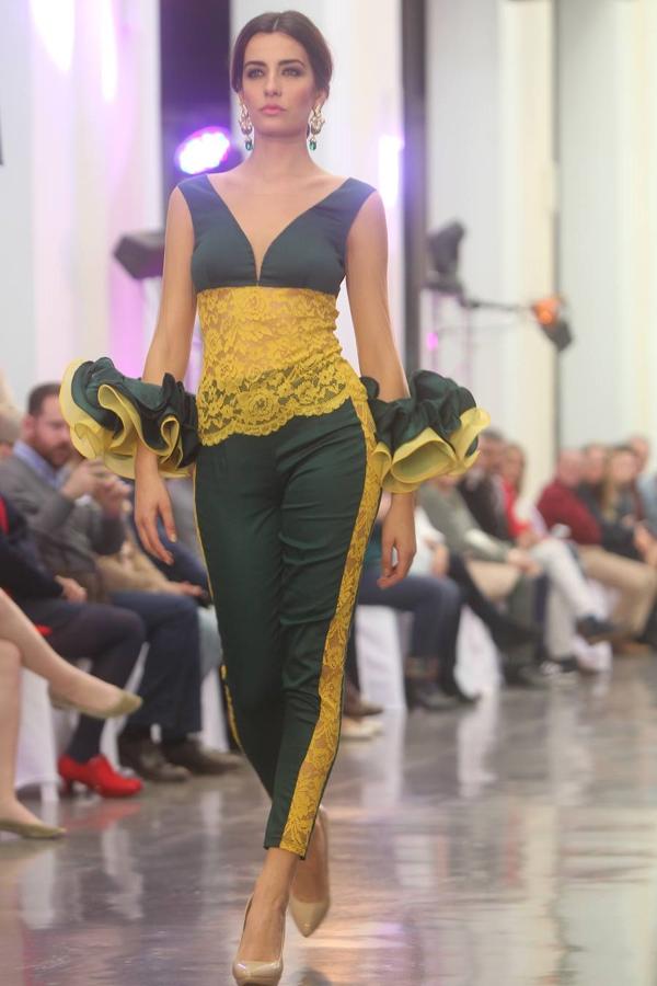 Las mejores fotos del certamen de jóvenes diseñadores de moda flamenca de FIMAF (I)
