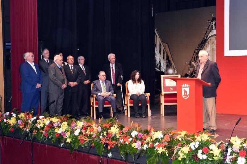 Fotos de la entrega de la Medalla de la Ciudad de Marbella