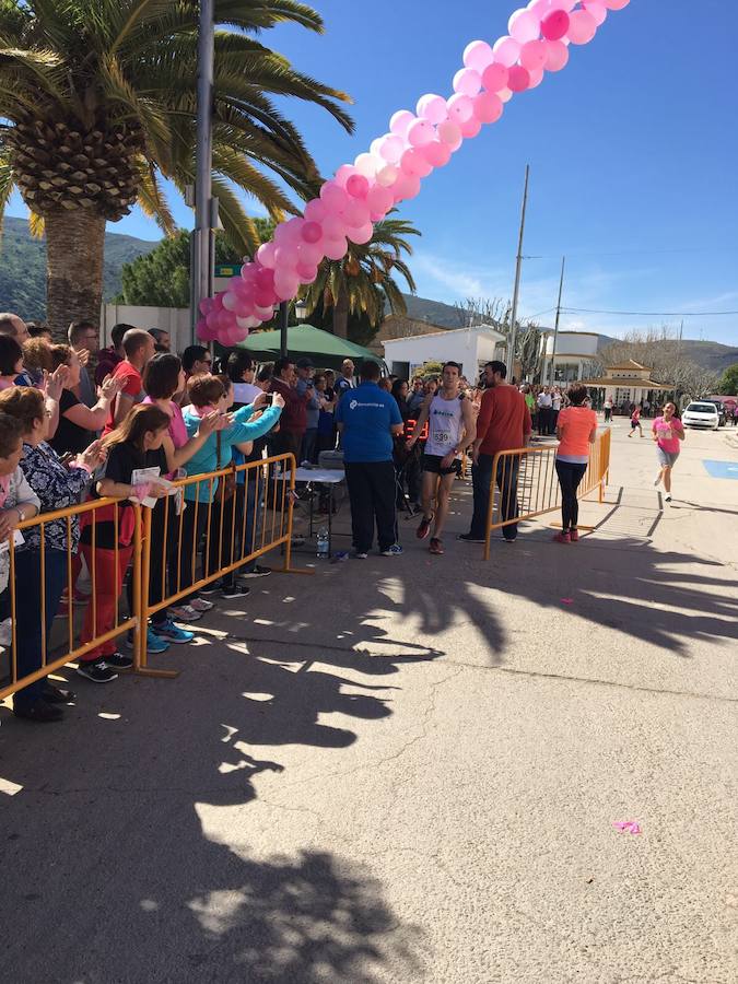 La II Carrera Solidaria de Almargen, en imágenes