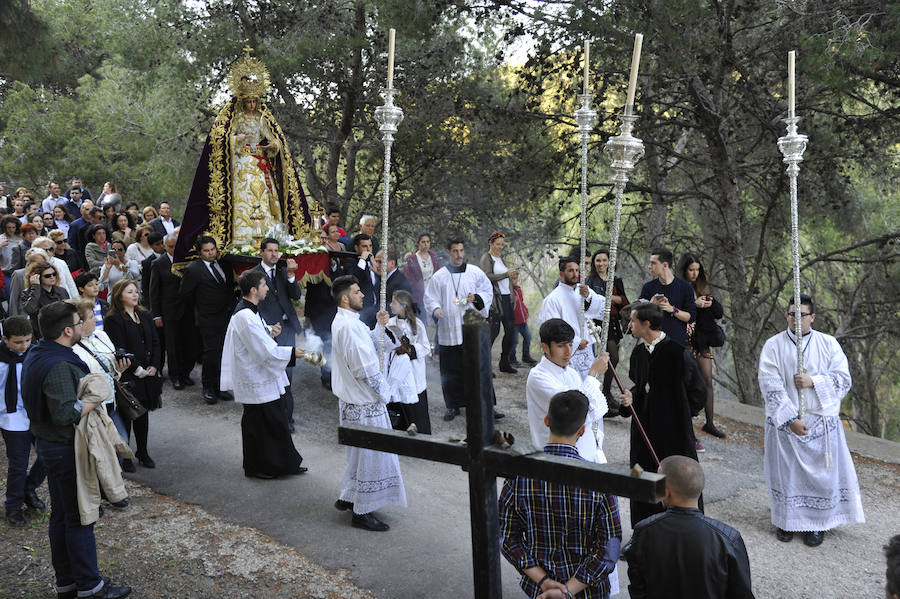 Los traslados del Viernes de Dolores, en imágenes