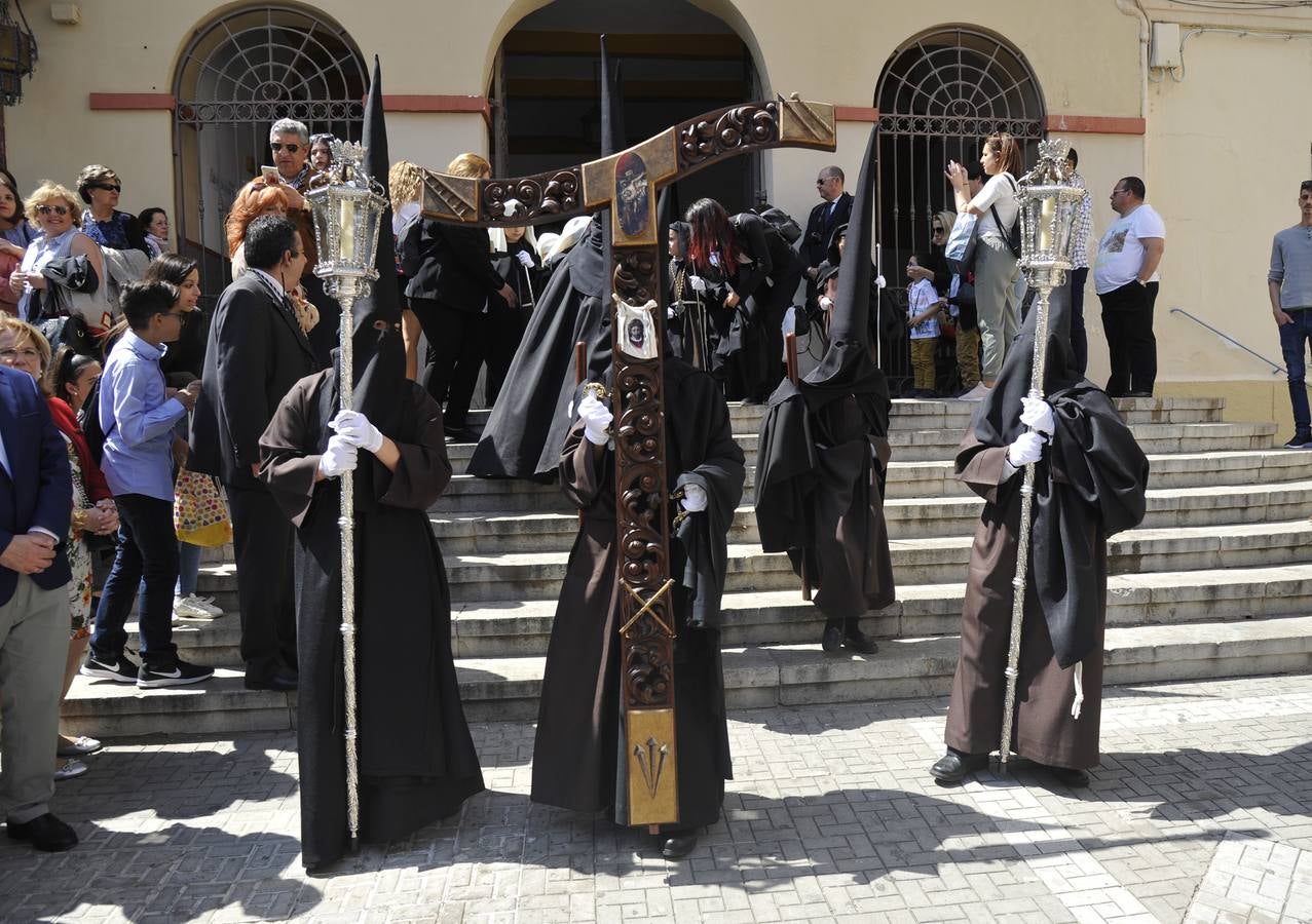 Dulce Nombre procesiona en la Semana Santa 2017