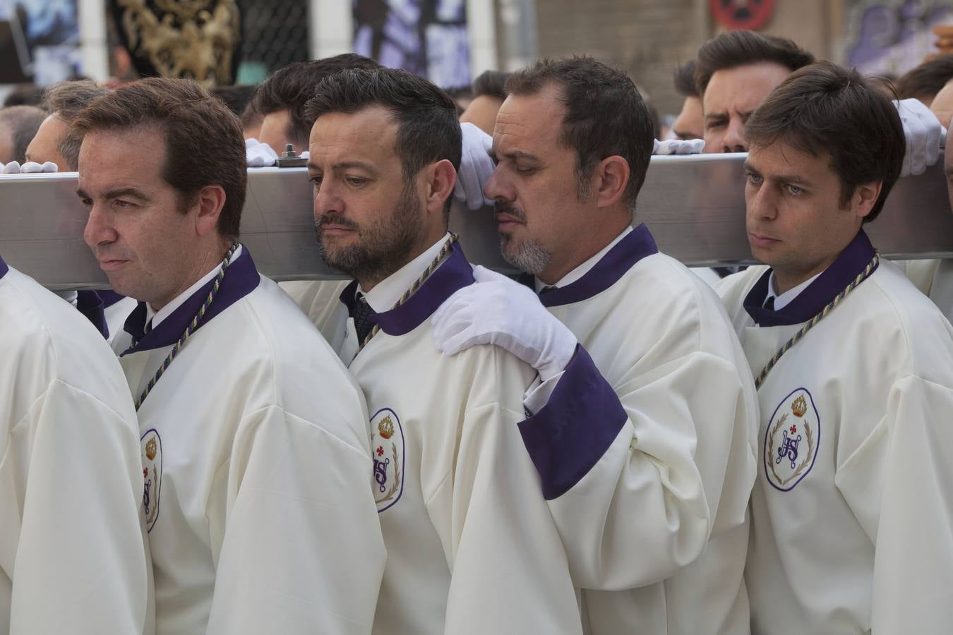 Pollinica sale en procesión por las calles de Málaga 2017