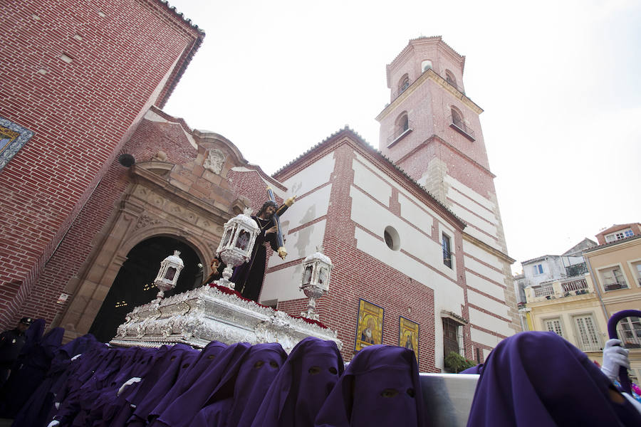 La salida procesional de Pasión, en imágenes