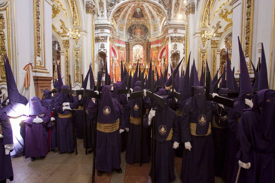 La salida procesional de Pasión, en imágenes