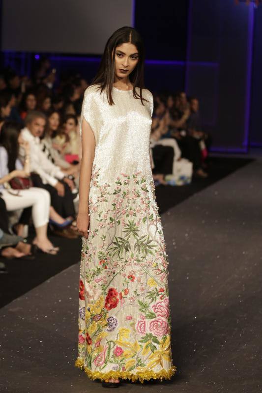 La moda de Pakistán se sube a la pasarela