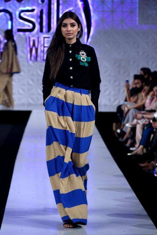 La moda de Pakistán se sube a la pasarela