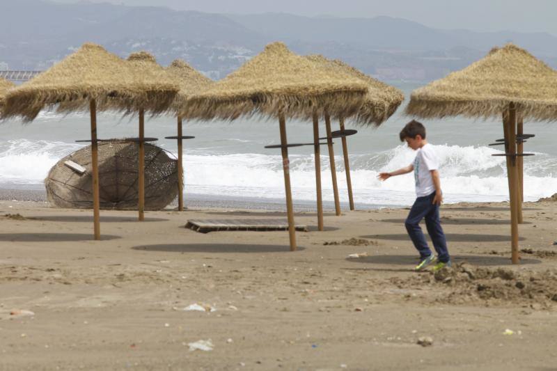 Fotos de los efectos del temporal en las playas de Málaga capital