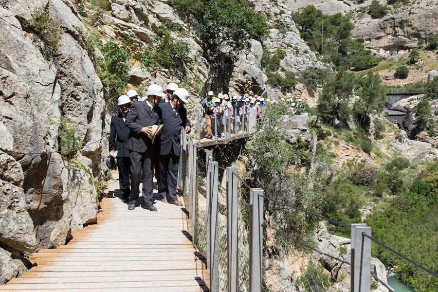 Las visitas teatralizadas del Caminito del Rey, en imágenes