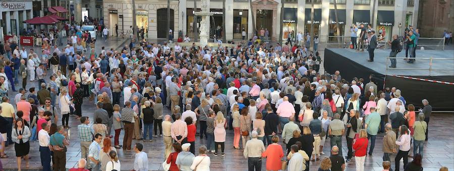 Fotos de la concentración en Málaga por el proyecto de Antonio Banderas