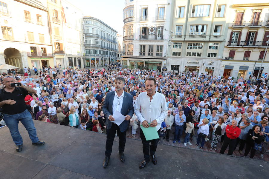 Fotos de la concentración en Málaga por el proyecto de Antonio Banderas