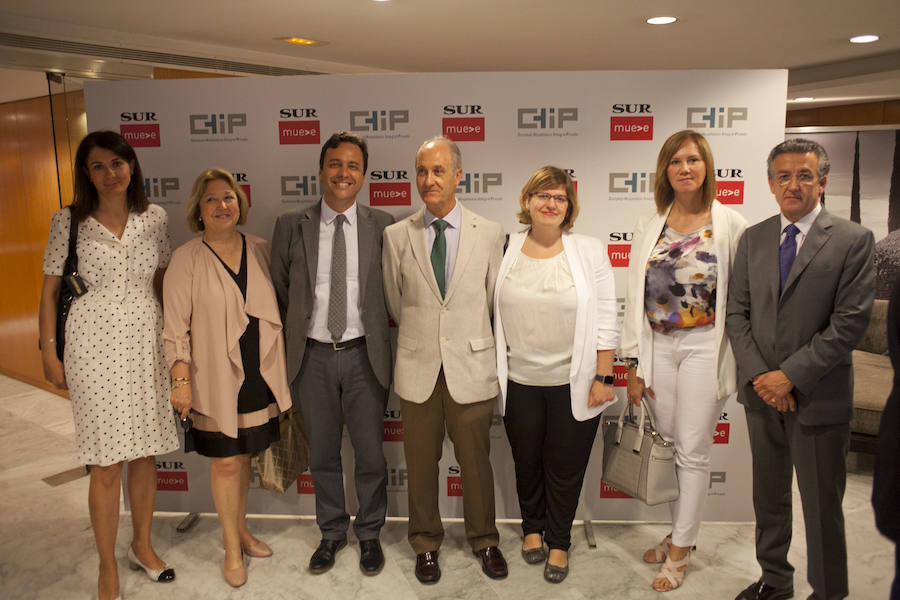 Carmen Gracia, María Ángeles Gertrudis, Hilario López, Miguel Ángel Prieto, Itziar Ochotorena, Carmen Bustamante y Emiliano Nuevo.. 