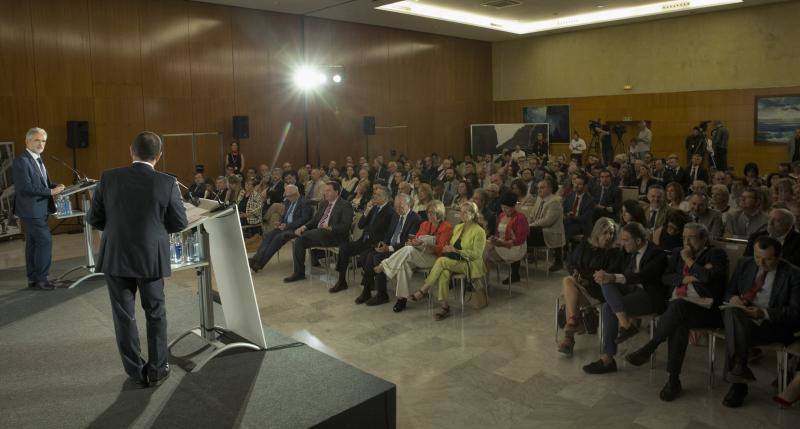 Fotos del coloquio con el consejero andaluz de Salud, Aquilino Alonso