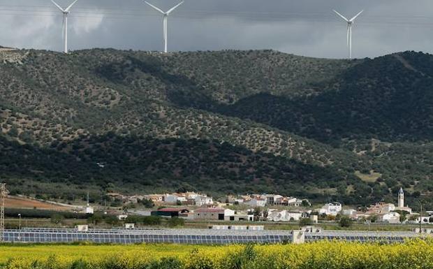 El itinerario se dirige a la aldea de Navahermosa