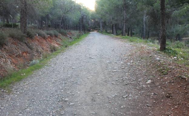 El primer tramo se realiza por carril de tierra