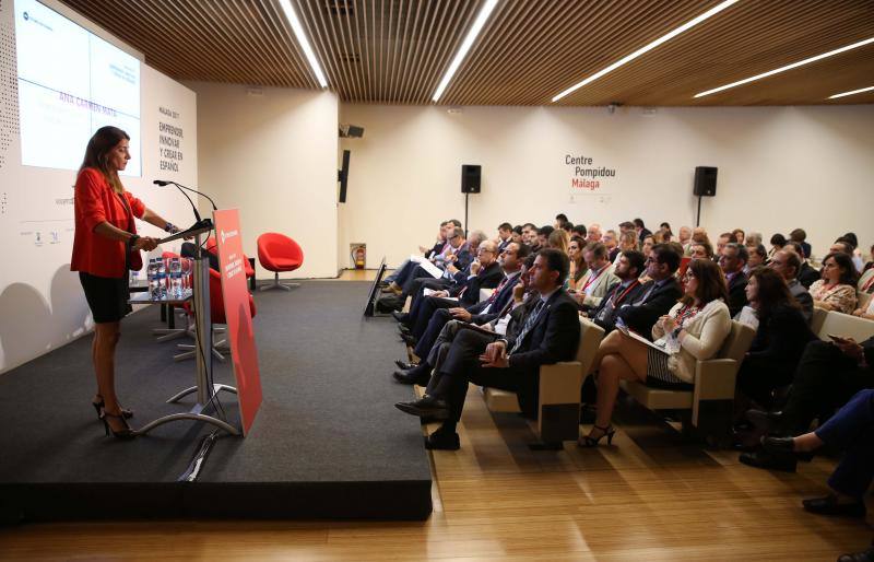 Málaga ha vuelto a ser la sede del foro Futuro en Español, una iniciativa de Vocento y CAF-Banco de Desarrollo de América Latina en el que se ha abordado el reto de innovar en Latinoamérica. 