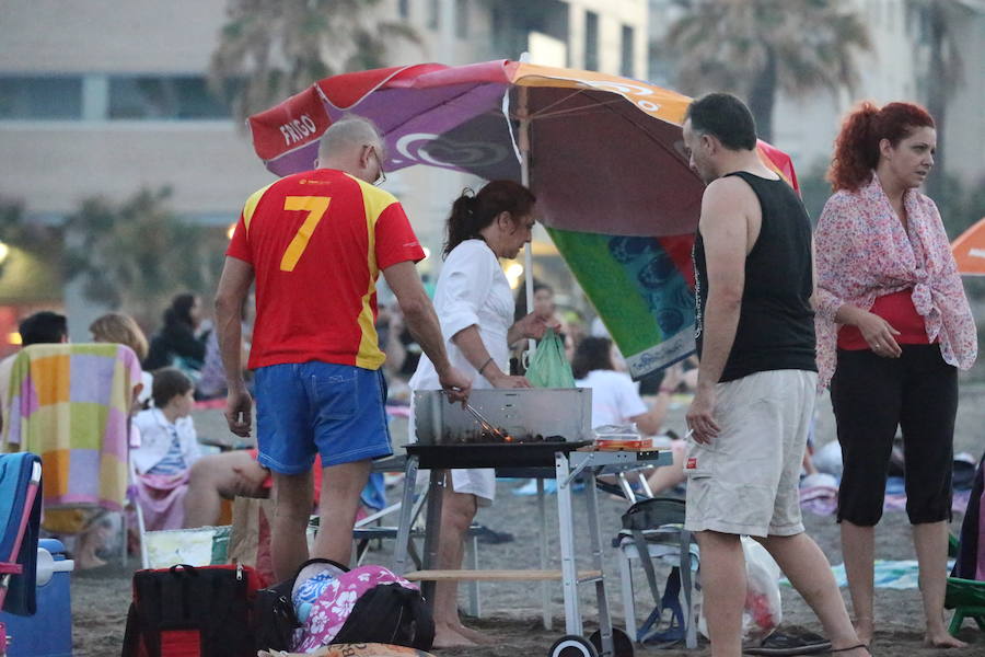 Playa de Huelin. FERNANDO GONZÁLEZ