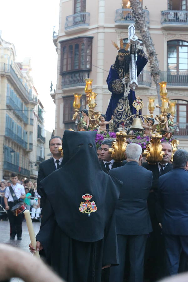 El acto se ha celebrado en la plaza de la Constitución al no poder hacerlo el Miércoles Santo